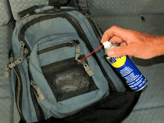 WD40 HACKS - Unsticking Stuck Zippers